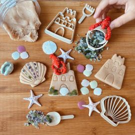 Build a Sand Castle - Dough-On-The-Go