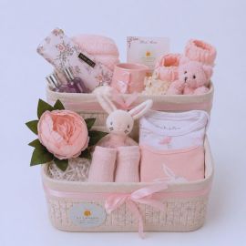 Mummy and Me Newborn gift basket set