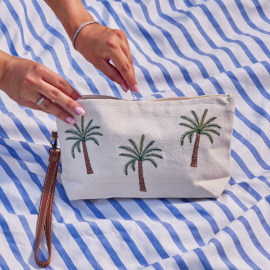 Nakhla Beach Pouch